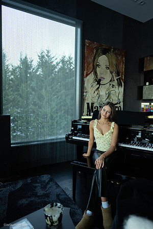 0427 - Elite Studios - 312A4037