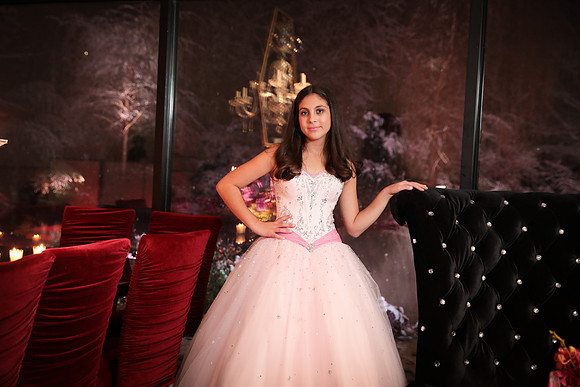147 -ESNY2084 - EliteStudiosNY.com