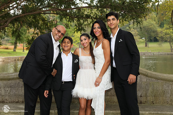 0049EliteStudiosNY0O3A0091