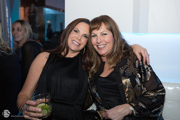 483 -ESNY0979 - EliteStudiosNY.com
