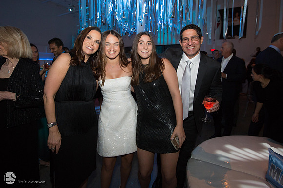 437 -ESNY0868 - EliteStudiosNY.com