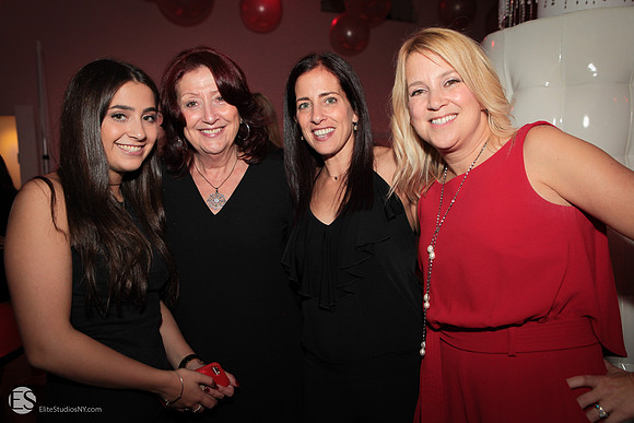 221 -IMG_0220 - EliteStudiosNY.com