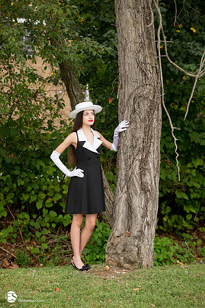 ESNY5705 - 0143 - EliteStudiosNY.com EliteStudiosNY.com