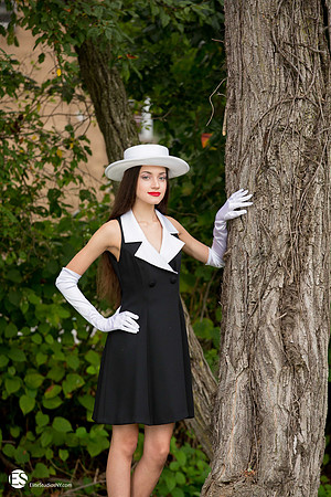ESNY5710 - 0145 - EliteStudiosNY.com EliteStudiosNY.com