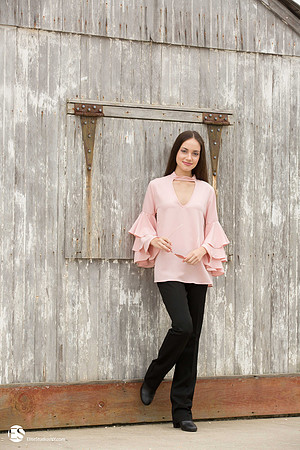 ESNY5501 - 0078 - EliteStudiosNY.com EliteStudiosNY.com