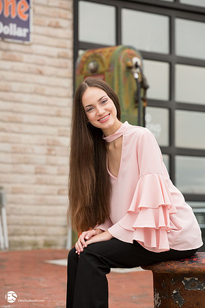 ESNY5570 - 0098 - EliteStudiosNY.com EliteStudiosNY.com