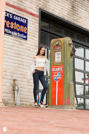 ESNY5404 - 0044 - EliteStudiosNY.com EliteStudiosNY.com