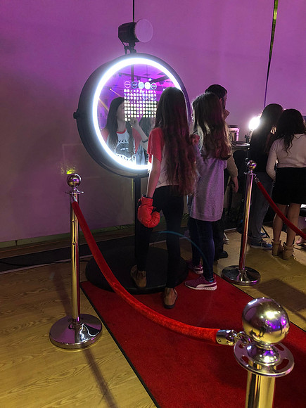 Mirror with Emojis