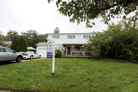 59 Pickwick Drive Commack