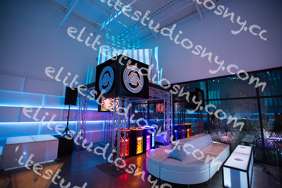 413 -ESNY0811 - EliteStudiosNY.com